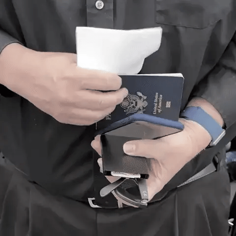 Trekka™ La MEJOR Bandolera Antirrobo Que Encontrarás - Opulenco